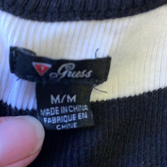 Guess women’s tank top - Picture 3 of 3